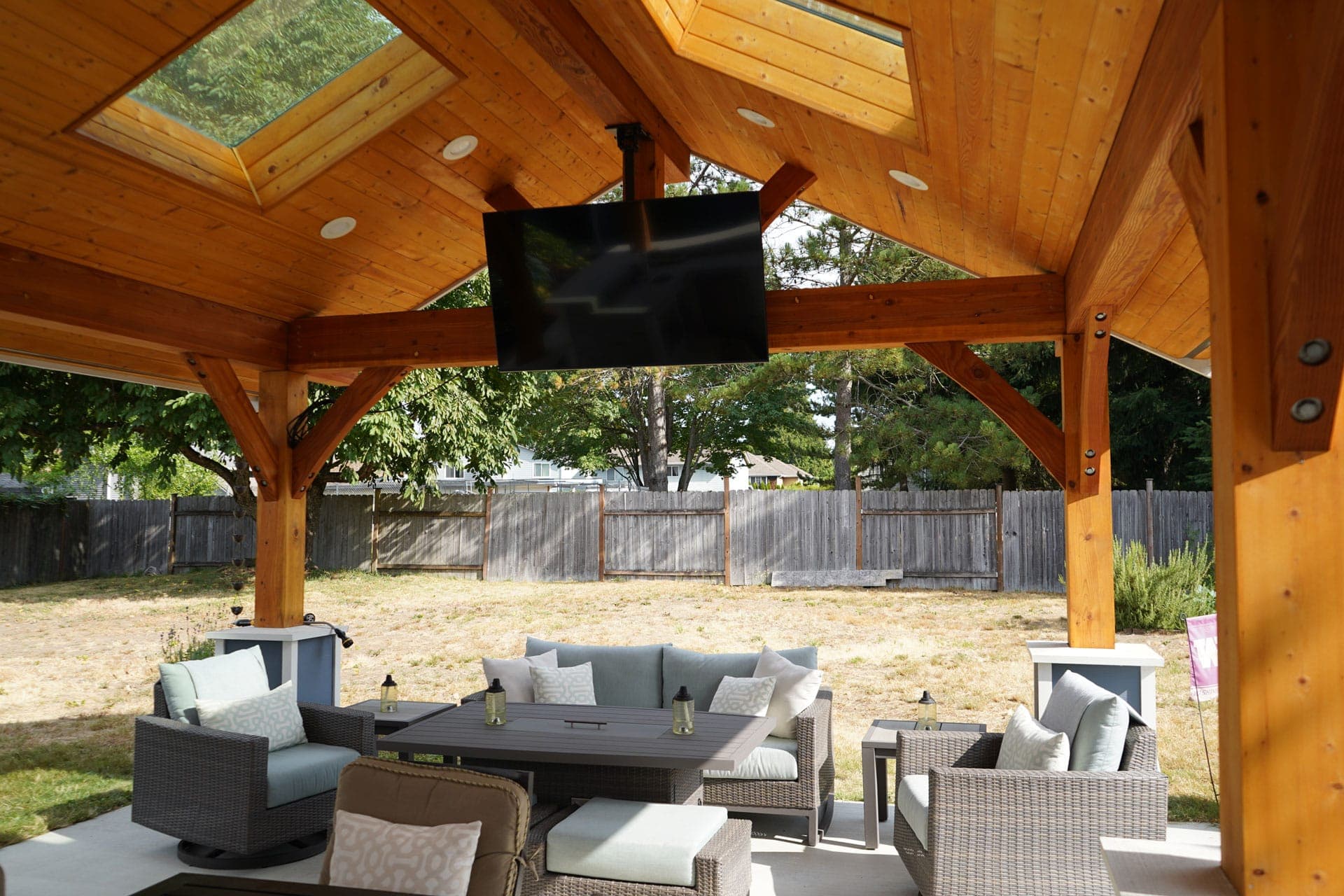Deck & Fence Staining