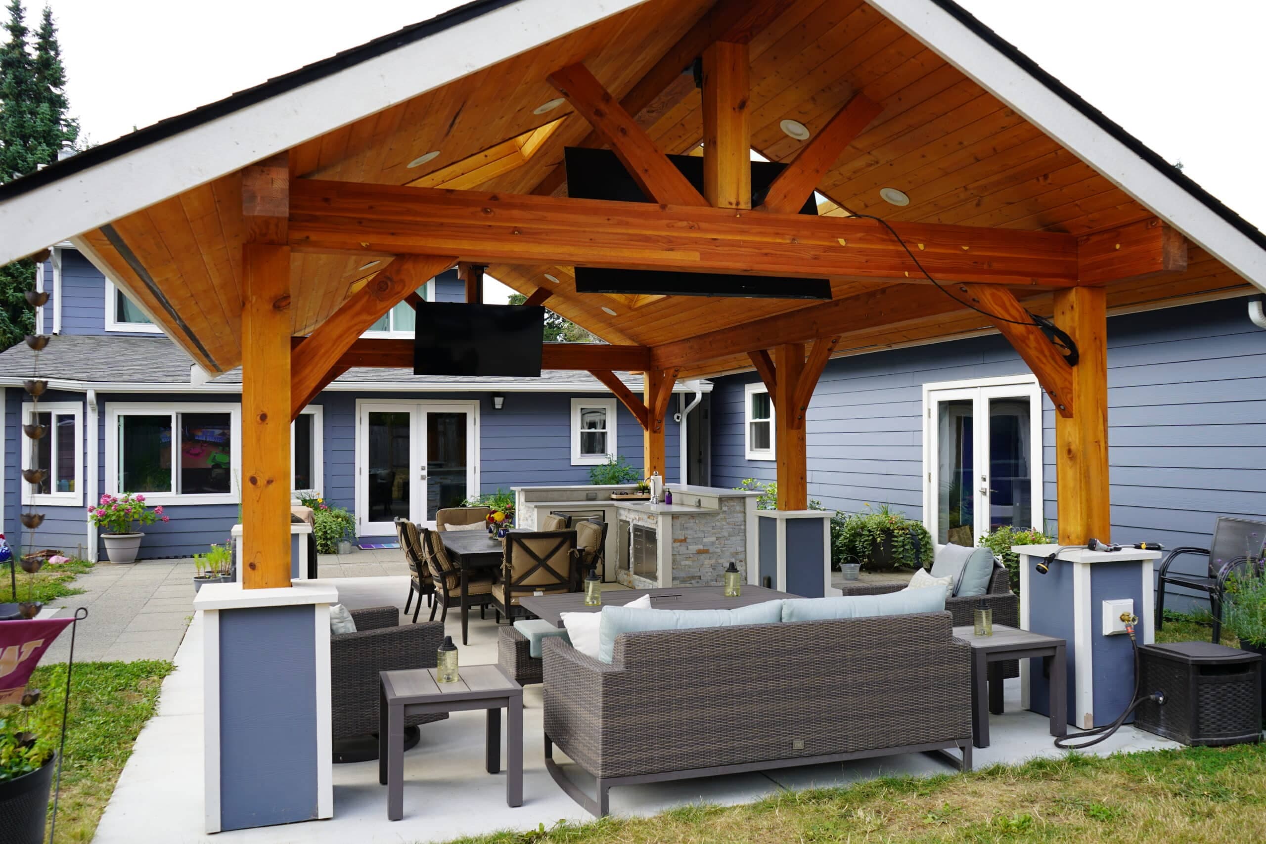 Deck & Fence Staining